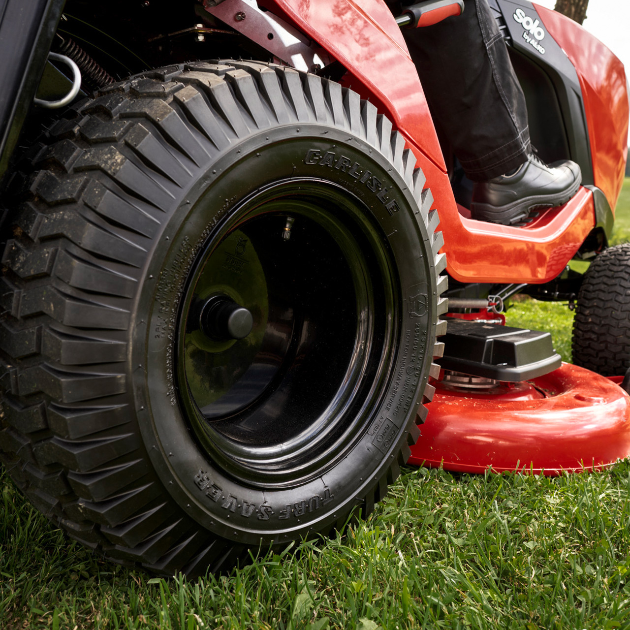 127711-tractor-t24-125-4-hd-v2-sd-webshop-mood-4_v1
