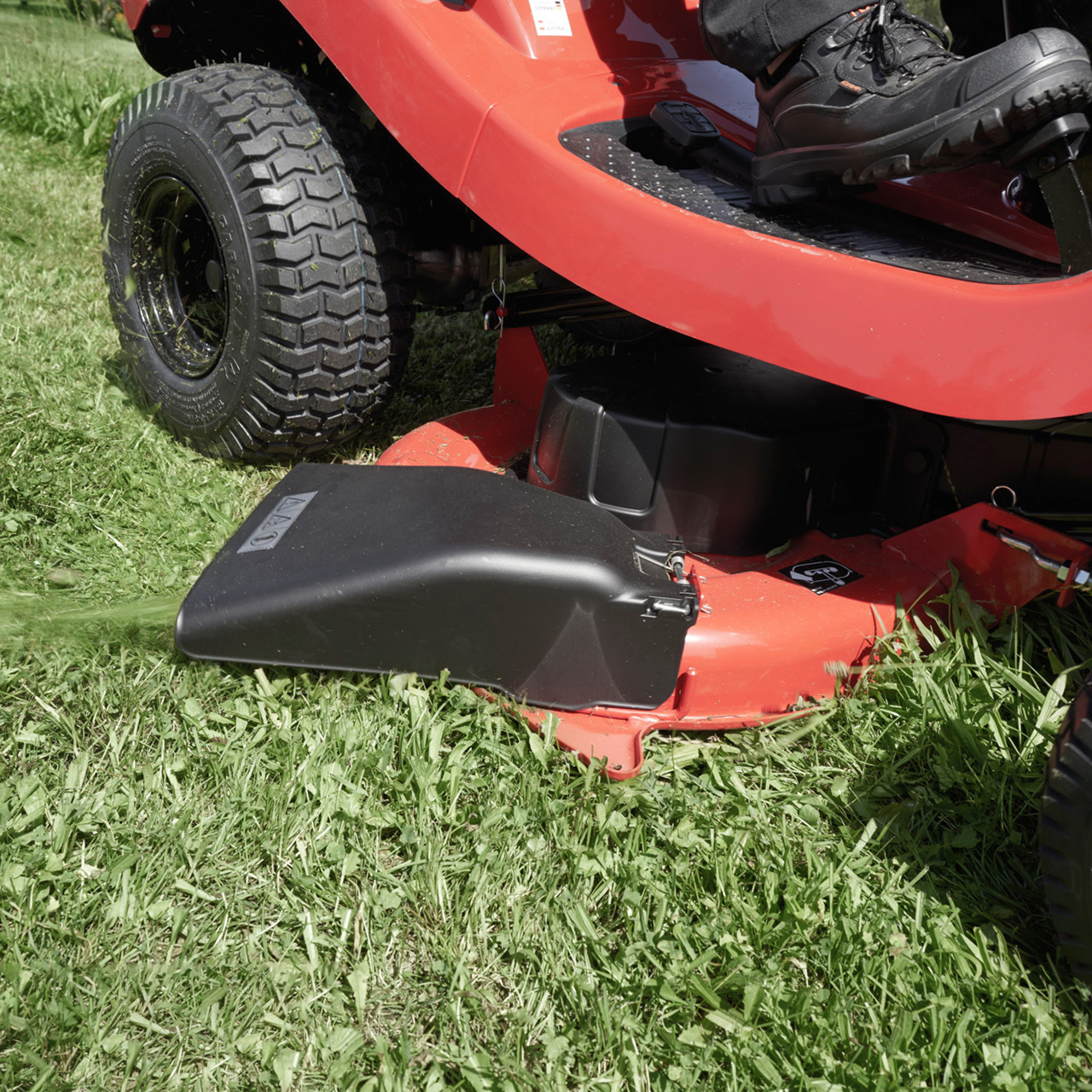 127724-tractor-t18-111-4-hds-a-v2-comfort-webshop-mood-3_v1