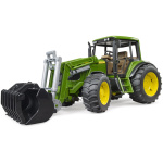 John Deere 6920 m. ámoksturstækjum